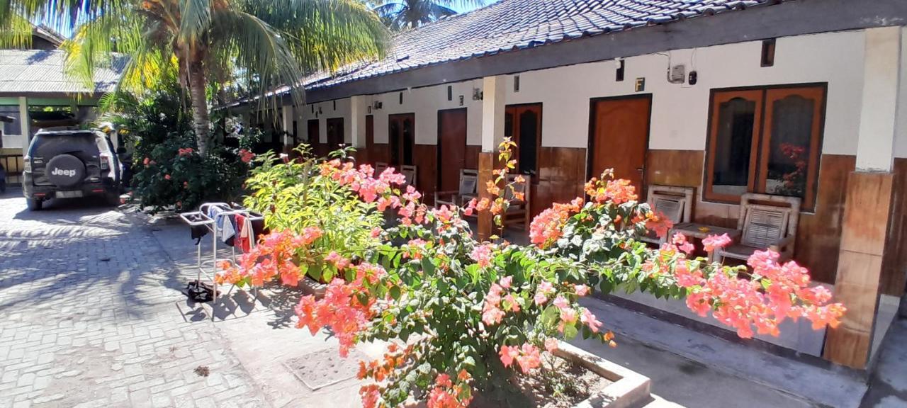 Ekas Beach Guesthouse And Restaurant Exterior photo
