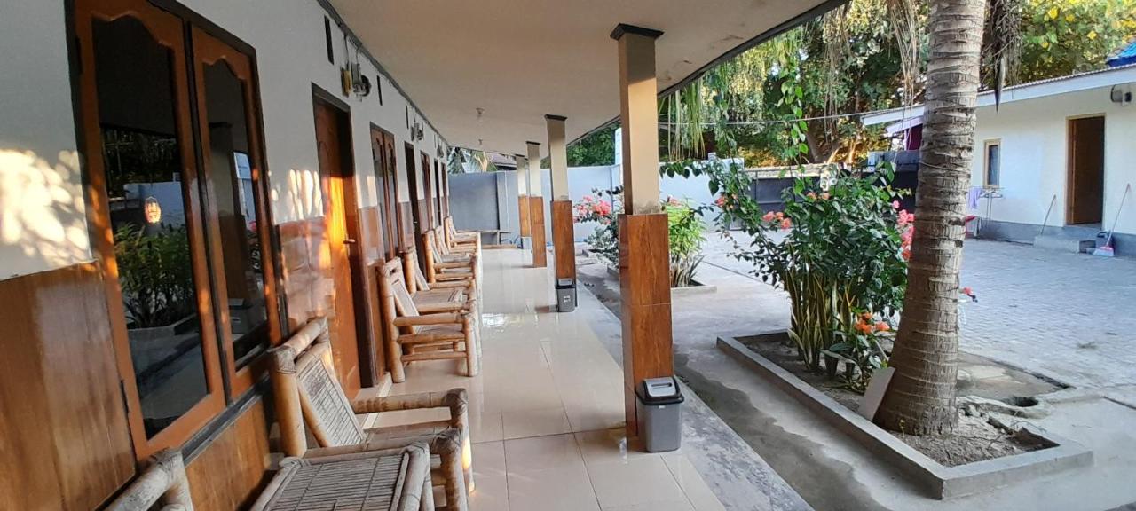 Ekas Beach Guesthouse And Restaurant Exterior photo